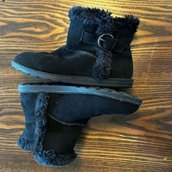 Makalu women’s 6m fur-lined boot black buckle booties - Picture 2 of 9